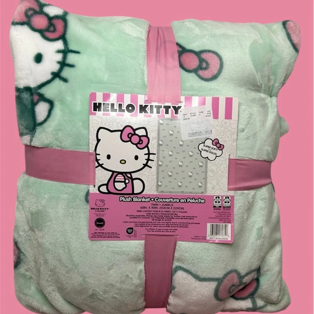 Hello Kitty Plush Twin Blanket - Green and Pink - Picture 2 of 2